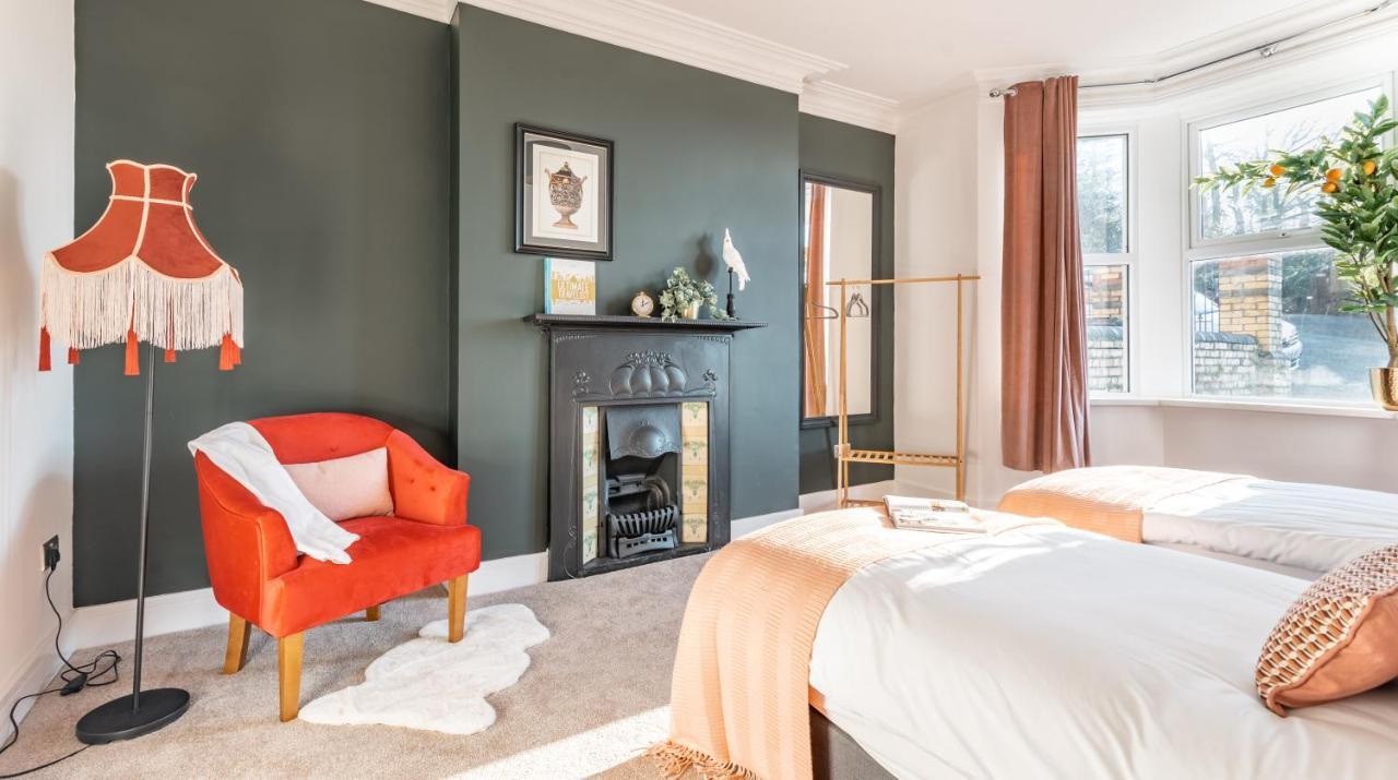 Ty Hapus Newport - Luxury 4 Bedroom Home Buitenkant foto